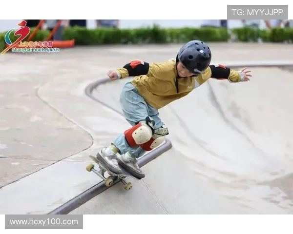 上海滑板队的防反策略解析与滑板文化的深度融合探讨