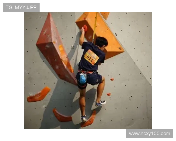 重庆攀岩队在世界攀岩锦标赛中展现速度实力的精彩点评与分析