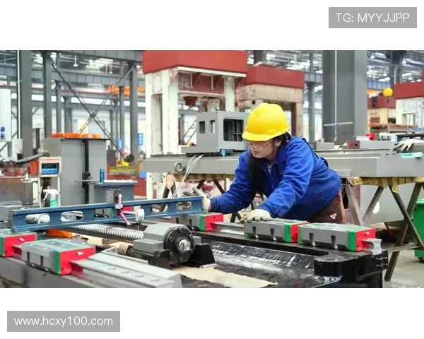 钟诚：在时代变革中探索创新与责任的青年领袖之路