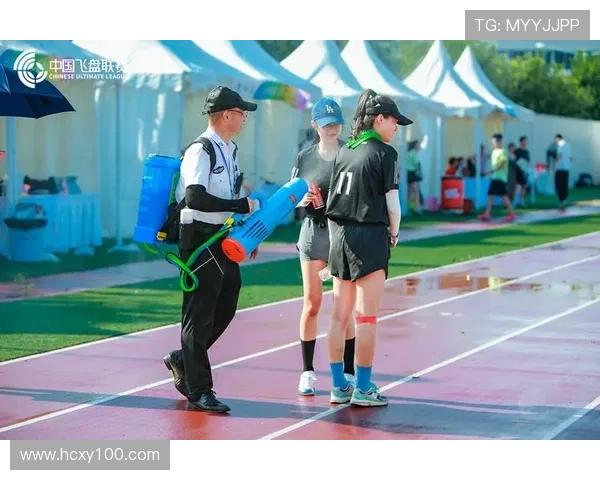 广州飞盘队在攀岩联赛中以81分稳居积分榜首位